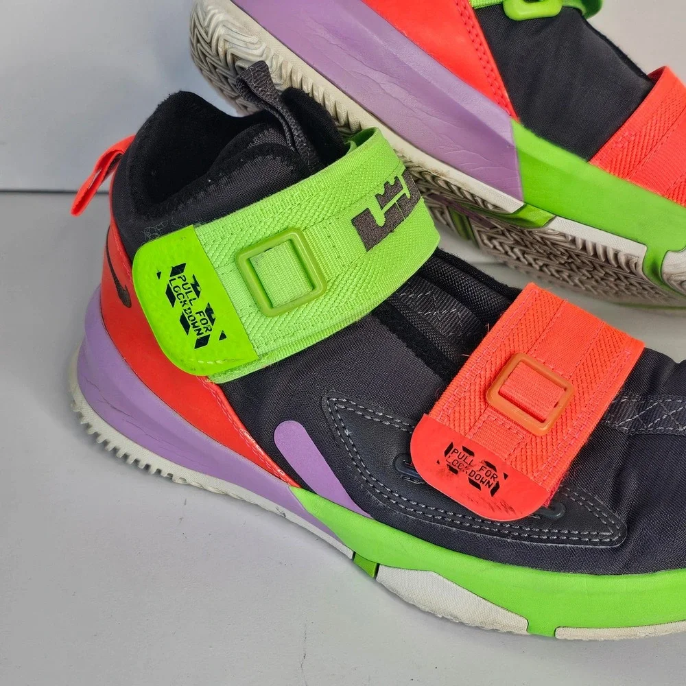 Nike LeBron Soldier 13 GS Black Green‎ Orange Purple AR7585-002 Kids Size 5.5Y